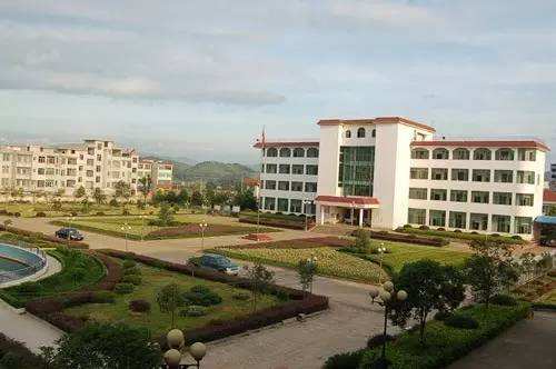 珠山鎮.jpeg 珠山鎮.jpeg